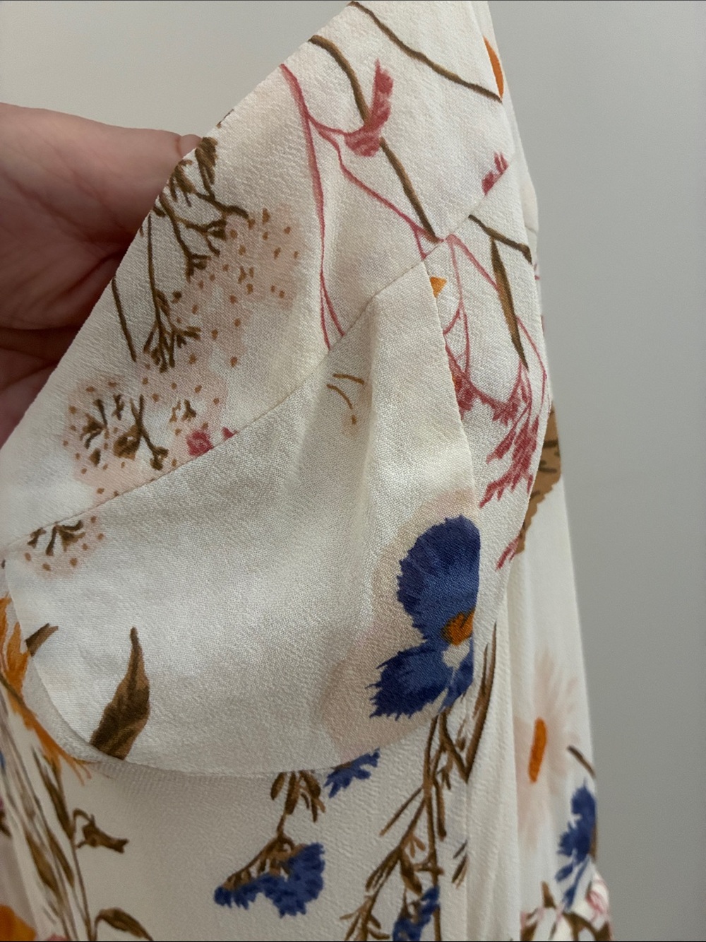Reformation Kourtney Cream Floral Maxi Dress 10 EUC - Picture 9 of 16